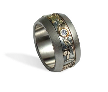 Титан, сребро, злато ( 14k) и брилянт (2,5 mm)